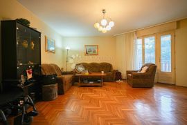 STAN SA POTENCIJALOM NA ODLIČNOJ POZICIJI - 58.54m2 - 2skl, Rijeka, Apartamento