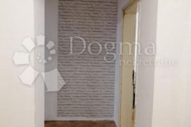 Ovaj oglas za stan od 95m2 baš želite pročitati, Donji Grad, Flat