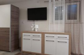 PRIMOŠTEN, prekrasan apartman na moru, Primošten, Stan