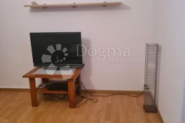 SRIMA, VODICE prekrasna apartmanska kuća, Vodice, Σπίτι