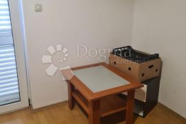 SRIMA, VODICE prekrasna apartmanska kuća, Vodice, Σπίτι