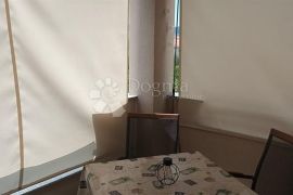 PREKRASAN APARTMAN BLIZU MORA, ROVANJSKA, Jasenice, شقة