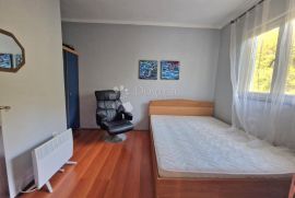 ETAŽA KUĆE S PANORAMSKIM POGLEDOM, Crikvenica, Apartamento