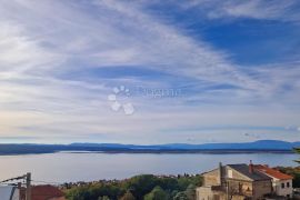 ETAŽA KUĆE S PANORAMSKIM POGLEDOM, Crikvenica, Appartement