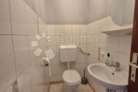 ETAŽA KUĆE S PANORAMSKIM POGLEDOM, Crikvenica, Apartamento