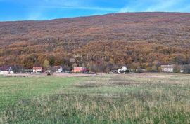 GRAĐEVINSKO ZEMLJIŠTE U GACKOJ DOLINI SINAC, Otočac, Zemljište