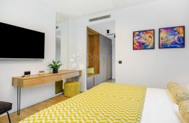 MARINA KOD TROGIRA – LUXUZNE VILLE LUCY ***** VILLA LEMON, Marina, Casa