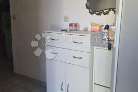 ZATON, ŠIBENIK uredena kuća blizu mora, Šibenik - Okolica, Casa