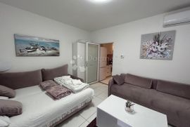 Apartmančić na rijetkoj lokaciji, Crikvenica, Stan