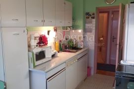 Belveder, trosoban stan na dobroj lokaciji, Rijeka, Apartamento