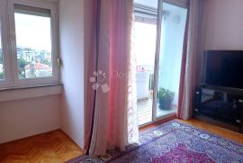 Belveder, trosoban stan na dobroj lokaciji, Rijeka, Apartamento