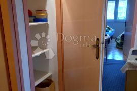 Belveder, trosoban stan na dobroj lokaciji, Rijeka, Apartamento