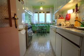 Belveder, trosoban stan na dobroj lokaciji, Rijeka, Appartment