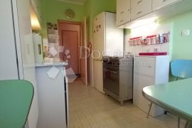 Belveder, trosoban stan na dobroj lokaciji, Rijeka, Appartement