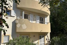 OTOK KRK - MALINSKA - DVOSOBAN APARTMAN S POGLEDOM NA MORE, Malinska-Dubašnica, Διαμέρισμα