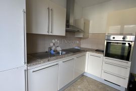 Matulji centar, PP 85m2, Matulji, Ticari emlak