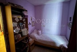 DVOSOBNI STAN 400 M OD MORA, RASLINA, Šibenik - Okolica, Apartamento