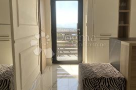 PRILIKA samo u Dogmi!!! Apartman koji ostavlja bez daha, Crikvenica, Flat