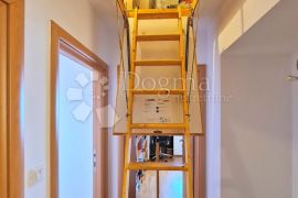 FENOMENALAN DVOETAŽNI STAN KOSTRENA 111,31m2 - 3s+db, Kostrena, Wohnung