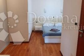 Apartman prvi red od mora, Senj, Wohnung