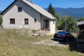 Predivno imanje u Lici s tri kuće u mirnom okruženju, Plitvička Jezera, House