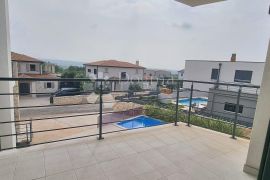 POREČ- NOVOGRADNJA SA KROVNOM TERASOM I BAZENOM, Poreč, Apartamento