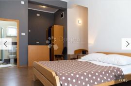 Kuća sa 6 apartmana, Umag, Umag, Daire