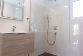 Martinkovac_85m2-2s+db sve novo!!, Rijeka, Wohnung