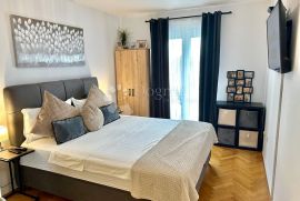 Odličan stan na traženoj lokaciji- POREČ, PRILIKA, Poreč, Appartement