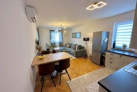 Odličan stan na traženoj lokaciji- POREČ, PRILIKA, Poreč, Appartement