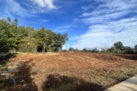 LIJEPO GRAĐEVINSKO ZEMLJIŠTE LABIN, Labin, Terrain