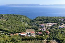 Apartmanska kuća s bazenom na frekventnoj lokaciji!, Labin, Haus