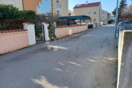 VODICE - KUĆA 800 M2 ODLIČNA PRILIKA, Vodice, Casa