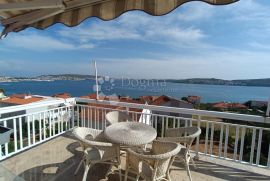 PENTHOUSE SA PANORAMSKIM POGLEDOM NA MORE, SEGET DONJI, Seget, Appartement