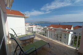 PENTHOUSE SA PANORAMSKIM POGLEDOM NA MORE, SEGET DONJI, Seget, Appartement