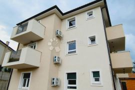 MALINSKA - DVA APARTMANA S OKUĆNICOM, Malinska-Dubašnica, Wohnung