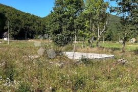 GRAĐEVINSKO ZEMLJIŠTE PODOŠTRA S POGLEDOM NA VELEBIT, Gospić - Okolica, Zemljište