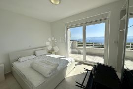 Penthouse sa panormaskim pogledom i bazenom Crikvenica, Crikvenica, Wohnung