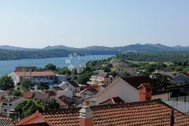 ŠIBENIK, stan u centru sa pogledom na more, Šibenik, Appartamento