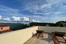 PREKRASNA KUĆA ZA ODMOR S PANORAMSKIM POGLEDOM, Oprtalj, Maison