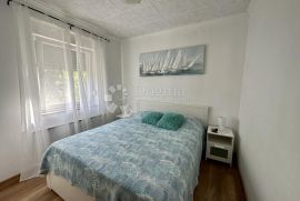 PRILIKA!!!! Njivice apartman 84m2 300m od mora, Omišalj, Kвартира