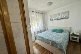 PRILIKA!!!! Njivice apartman 84m2 300m od mora, Omišalj, Daire