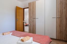 Apartman na Viru, Vir, Apartamento