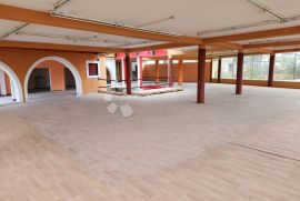 Poslovni prostor 1782 m2, Zadar, Propiedad comercial