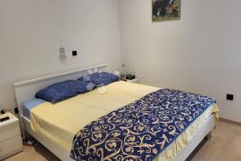 Komforan trosobni apartman, Crikvenica, Appartment