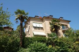 Opatija - Stan sa pogledom na more 150m2, Opatija, Διαμέρισμα