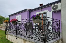 Labin,okolica,obiteljska kuća na mirnoj lokaciji, Labin, House