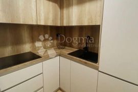 Dvije stambrne jrdinice , LUKSUZNI APARTMANI !!!, Zadar, شقة