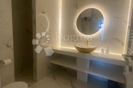 Dvije stambrne jrdinice , LUKSUZNI APARTMANI !!!, Zadar, شقة