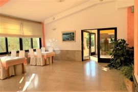 KRNICA – hotel i restoran uz obalu s tradicijom i odličnim referencama, Marčana, Εμπορικά ακίνητα